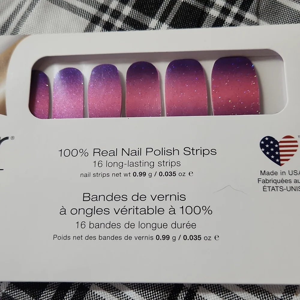 Color Street - Picture 3 of 4